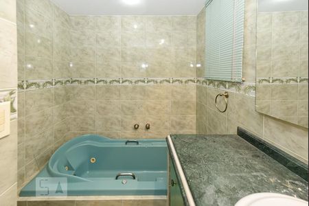 Apartamento à venda com 168m², 4 quartos e 1 vagaBanheiro da Suíte