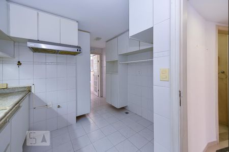 Apartamento à venda com 168m², 4 quartos e 1 vagaCozinha