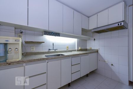 Apartamento à venda com 168m², 4 quartos e 1 vagaCozinha