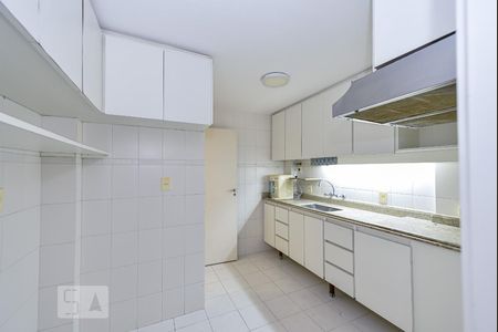 Apartamento à venda com 168m², 4 quartos e 1 vagaCozinha
