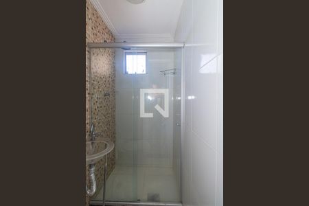 Apartamento para alugar com 70m², 2 quartos e 1 vaga Apartamento para alugar com 70m², 2 quartos e 1 vagaBanheiro da Suíte