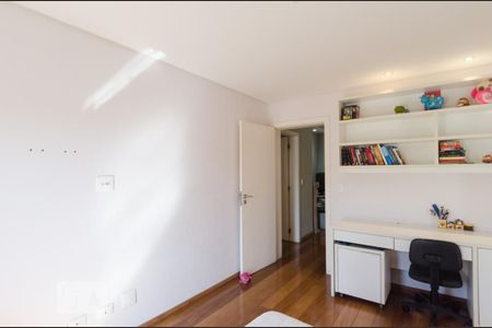 Casa de condomínio para alugar com 482m², 4 quartos e 6 vagasQuarto da suíte 4