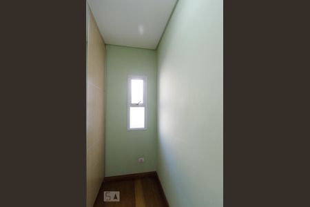 Casa de condomínio para alugar com 482m², 4 quartos e 6 vagasCloset da suíte 1