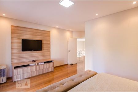 Casa de condomínio para alugar com 482m², 4 quartos e 6 vagasQuarto da suíte 2