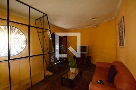 Quarto 2 de casa para alugar com 4 quartos, 100m² em Irajá, Rio de Janeiro