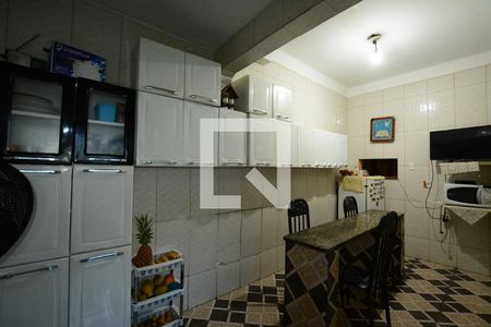 Casa para alugar com 100m², 4 quartos e 1 vagaCozinha