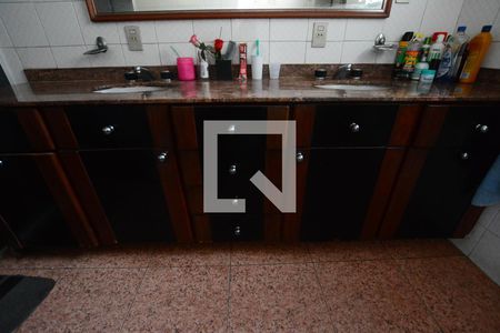 Casa para alugar com 100m², 4 quartos e 1 vagaBanheiro 1