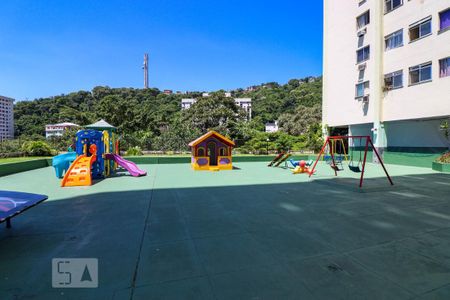 Apartamento para alugar com 66m², 2 quartos e 1 vaga Apartamento para alugar com 66m², 2 quartos e 1 vagaÁrea Comum - Playground