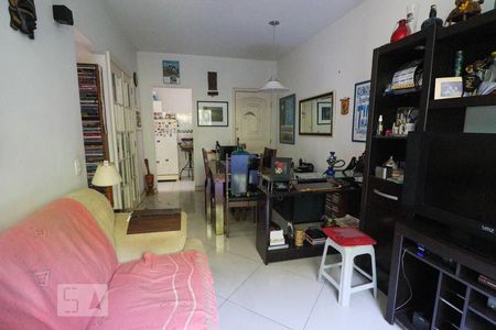 Sala de apartamento para alugar com 2 quartos, 66m² em Rio Comprido, Rio de Janeiro