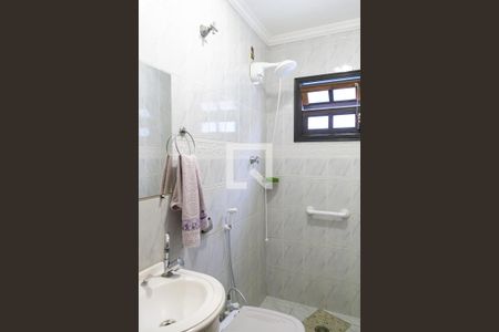 Casa à venda com 191m², 3 quartos e 5 vagasBanheiro de serviço