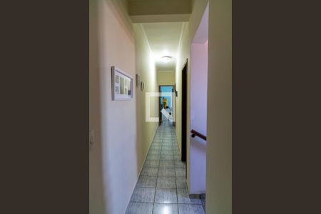 Corredor de casa à venda com 3 quartos, 191m² em Jardim Bela Vista, Guarulhos