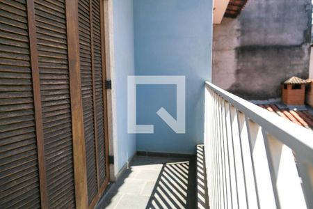 Casa à venda com 191m², 3 quartos e 5 vagasVaranda