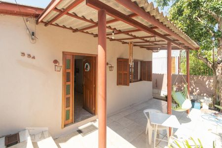 Casa à venda com 111m², 3 quartos e 1 vagaFachada