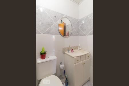 Casa à venda com 111m², 3 quartos e 1 vagaBanheiro da Suíte 2