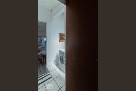 Casa à venda com 111m², 3 quartos e 1 vagaBanheiro Corredor