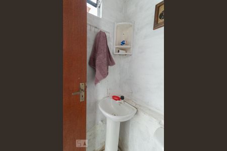 Casa à venda com 111m², 3 quartos e 1 vagaBanheiro Corredor