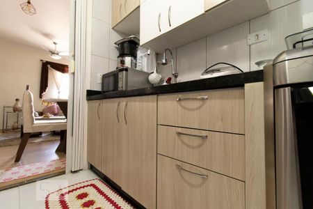 Apartamento à venda com 64m², 2 quartos e 1 vaga Apartamento à venda com 64m², 2 quartos e 1 vagaCozinha - Armários