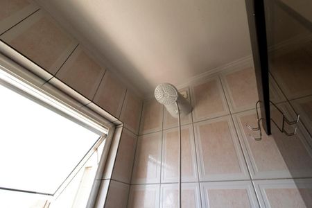 Apartamento à venda com 64m², 2 quartos e 1 vaga Apartamento à venda com 64m², 2 quartos e 1 vagaDetalhe Banheiro