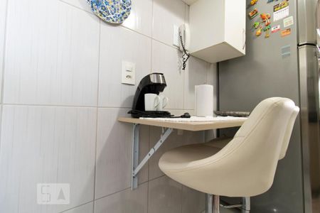 Apartamento à venda com 64m², 2 quartos e 1 vaga Apartamento à venda com 64m², 2 quartos e 1 vagaCozinha - Bancada