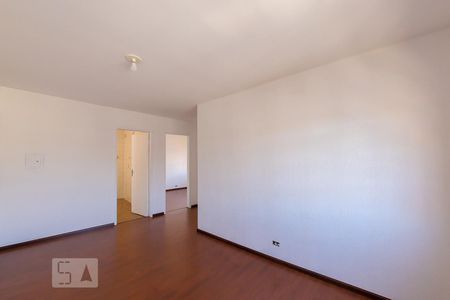 Sala de apartamento para alugar com 2 quartos, 57m² em Jardim Gopouva, Guarulhos