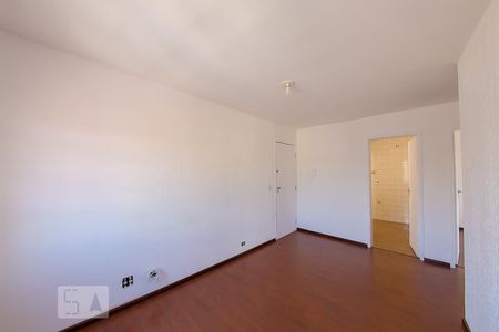 Sala de apartamento para alugar com 2 quartos, 57m² em Jardim Gopouva, Guarulhos