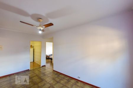 Sala de apartamento para alugar com 2 quartos, 57m² em Jardim Gopouva, Guarulhos