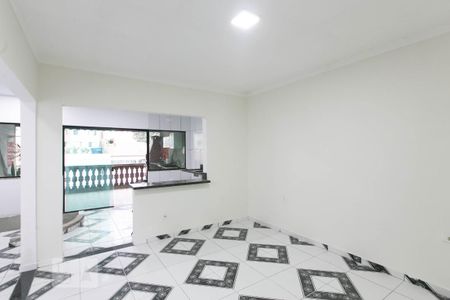 Casa para alugar com 2 quartos, 110m² em Vila Regina ( Zona Leste), São Paulo