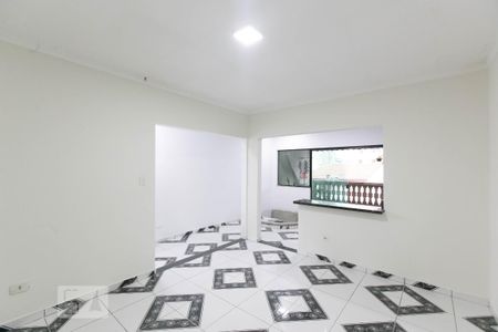 Sala de casa para alugar com 2 quartos, 110m² em Vila Regina ( Zona Leste), São Paulo