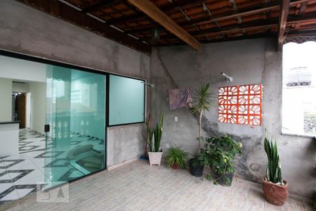 Area de Serviço/ Varanda de casa para alugar com 2 quartos, 110m² em Vila Regina ( Zona Leste), São Paulo