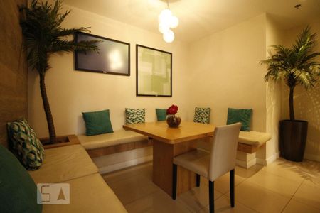 Apartamento para alugar com 58m², 2 quartos e 1 vagaÁrea comum - Salão de festas