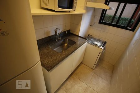 Apartamento para alugar com 58m², 2 quartos e 1 vagaCozinha do Salão de Festas - Torneira