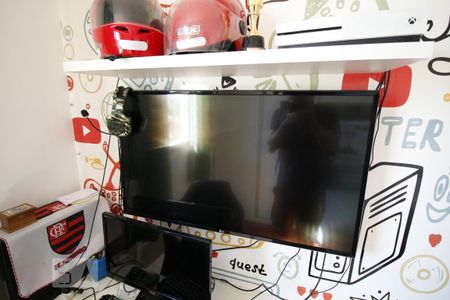 Apartamento para alugar com 58m², 2 quartos e 1 vagaTelevisão do Quarto
