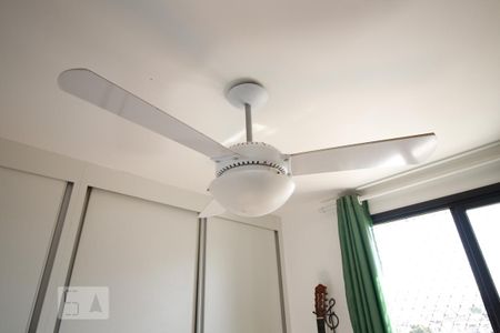 Apartamento para alugar com 58m², 2 quartos e 1 vagaVentilador do Quarto