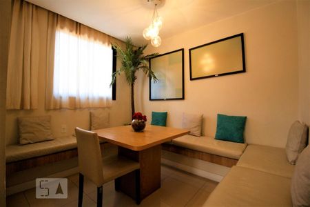 Apartamento para alugar com 58m², 2 quartos e 1 vagaÁrea comum - Salão de festas