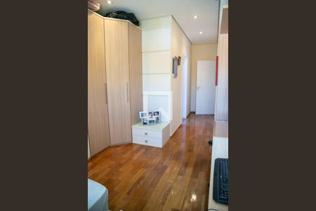 Casa à venda com 400m², 3 quartos e 4 vagas Casa à venda com 400m², 3 quartos e 4 vagasSuíte 2