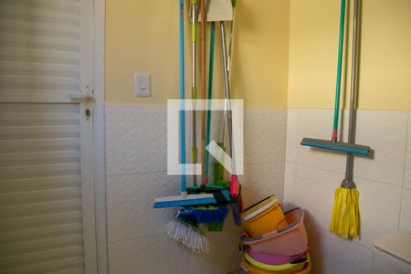 Casa à venda com 400m², 3 quartos e 4 vagas Casa à venda com 400m², 3 quartos e 4 vagasÁrea de serviço