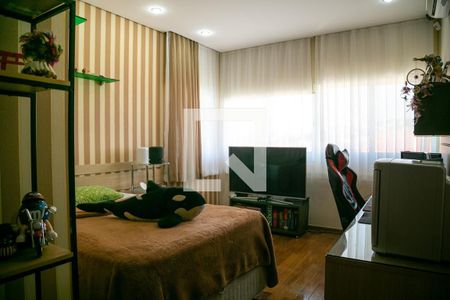 Casa à venda com 400m², 3 quartos e 4 vagas Casa à venda com 400m², 3 quartos e 4 vagasSuíte 3