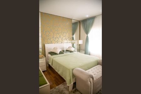 Casa à venda com 400m², 3 quartos e 4 vagas Casa à venda com 400m², 3 quartos e 4 vagasSuíte 1