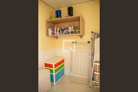 Casa à venda com 400m², 3 quartos e 4 vagas Casa à venda com 400m², 3 quartos e 4 vagasÁrea de serviço