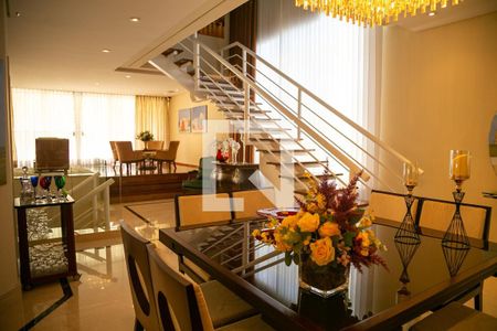 Sala de casa à venda com 3 quartos, 400m² em Parque Renato Maia, Guarulhos