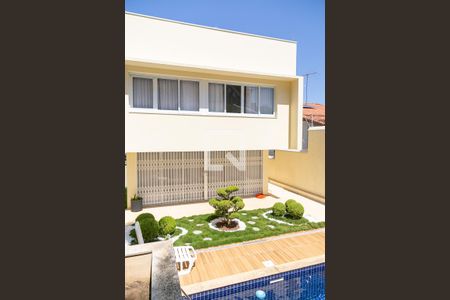 Casa à venda com 400m², 3 quartos e 4 vagas Casa à venda com 400m², 3 quartos e 4 vagasQuintal