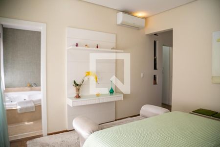 Casa à venda com 400m², 3 quartos e 4 vagas Casa à venda com 400m², 3 quartos e 4 vagasSuíte 1