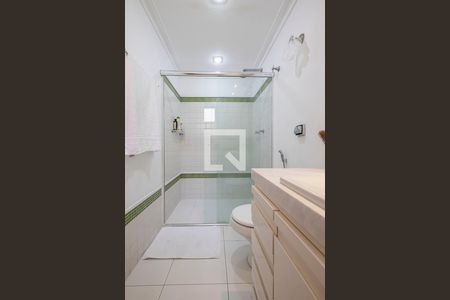 Apartamento para alugar com 117m², 2 quartos e 1 vaga Apartamento para alugar com 117m², 2 quartos e 1 vagaSuíte - Banheiro