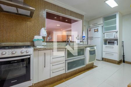 Apartamento para alugar com 117m², 2 quartos e 1 vaga Apartamento para alugar com 117m², 2 quartos e 1 vagaCozinha