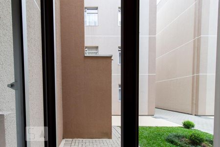 Vista da Sala de apartamento para alugar com 2 quartos, 48m² em Capão Raso, Curitiba