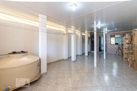 Casa à venda com 297m², 3 quartos e 2 vagas Casa à venda com 297m², 3 quartos e 2 vagasSalão