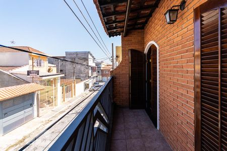 Casa à venda com 297m², 3 quartos e 2 vagas Casa à venda com 297m², 3 quartos e 2 vagasVaranda quarto 2