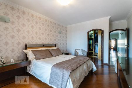 Casa à venda com 297m², 3 quartos e 2 vagas Casa à venda com 297m², 3 quartos e 2 vagasQuarto suíte