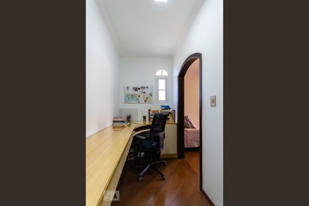 Casa à venda com 297m², 3 quartos e 2 vagas Casa à venda com 297m², 3 quartos e 2 vagasSala de estudos