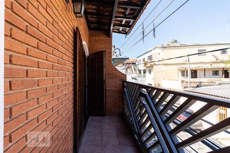 Casa à venda com 297m², 3 quartos e 2 vagas Casa à venda com 297m², 3 quartos e 2 vagasVaranda quarto 3